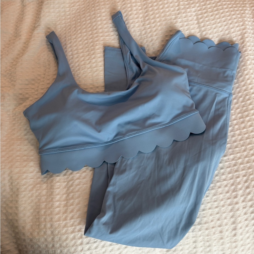 JoyLab Scalloped Blue Leggings set